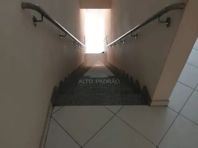 Sala com 125m², para alugar, no bairro Jardim Santista em Mauá