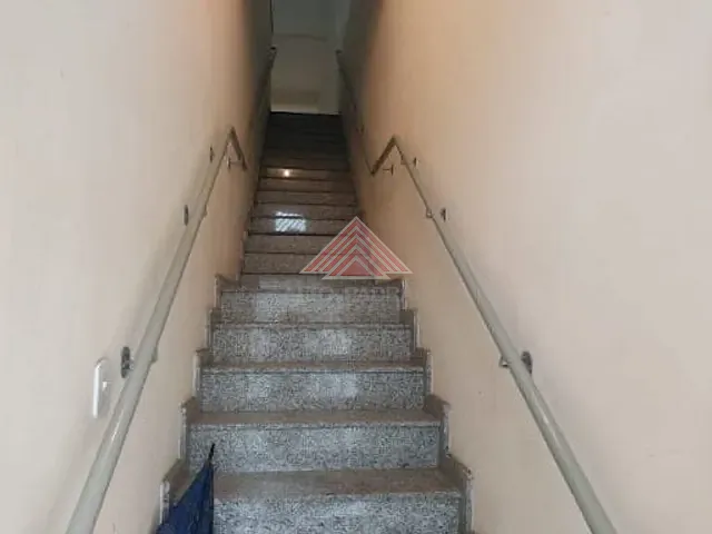 Sala com 125m², para alugar, no bairro Jardim Santista em Mauá