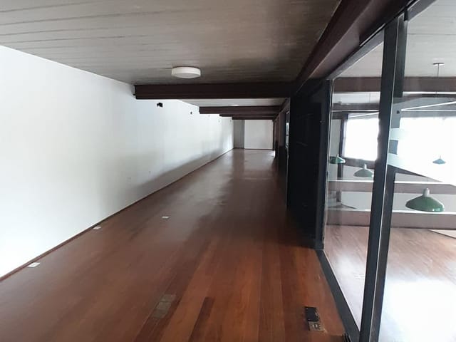 Sala com 143m², para alugar, no bairro Vila Madalena em São Paulo