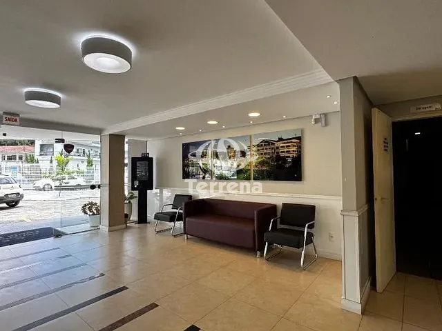 Sala com 83m², para alugar, no bairro Garcia em Blumenau