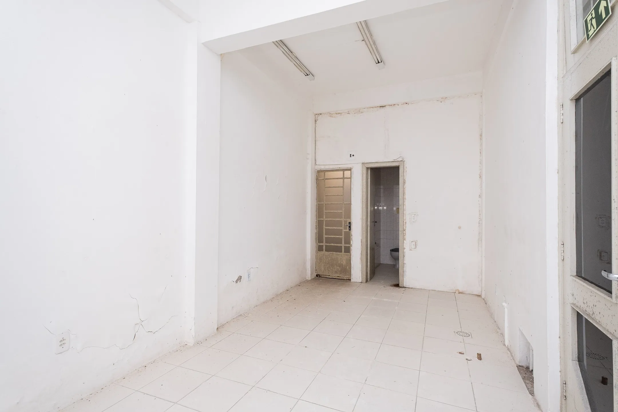 Sala para alugar, 50 m² por R$ 1.000,00/mês - no Centro de Pelotas/RS - Bem localizada - Agende sua visita! UP Imóveis!