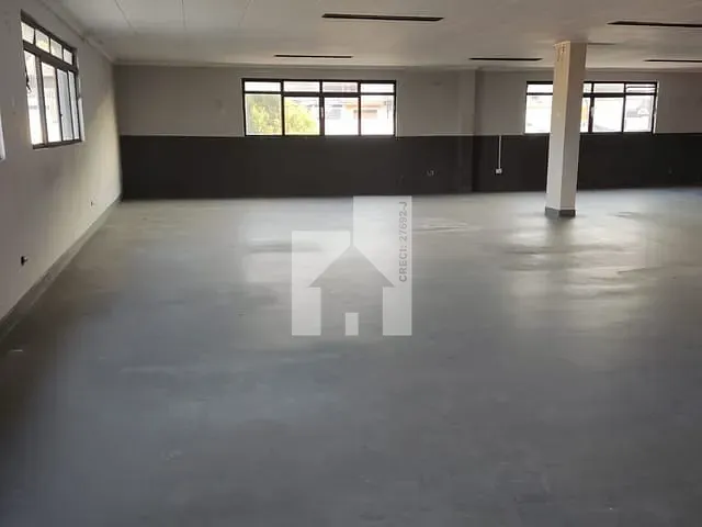 Loja com 340m², para alugar, no bairro Vila São José em Várzea Paulista