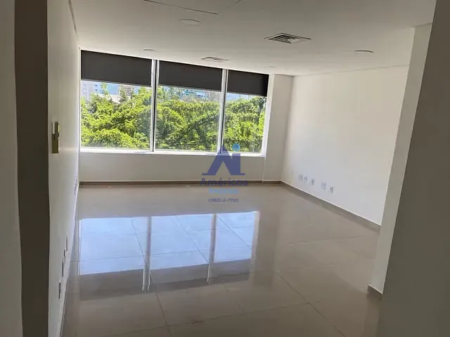 Sala para alugar, no bairro Recreio dos Bandeirantes em Rio de Janeiro