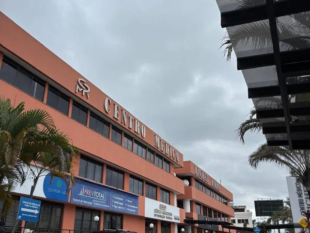 Sala à venda, no bairro Barra da Tijuca em Rio de Janeiro