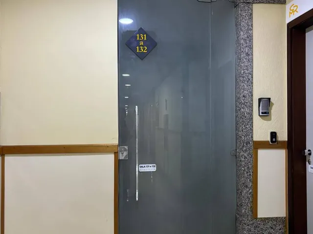 Sala à venda, no bairro Barra da Tijuca em Rio de Janeiro