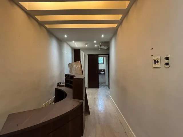 Sala à venda, no bairro Barra da Tijuca em Rio de Janeiro