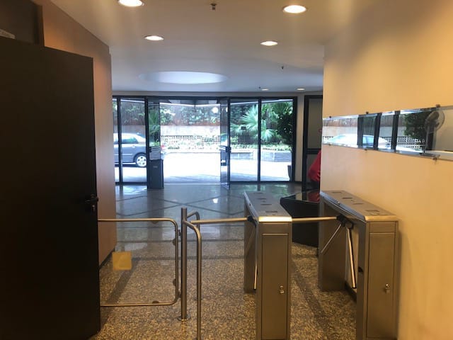 Sala com 65m², à venda ou para alugar, no bairro Bela Vista em São Paulo