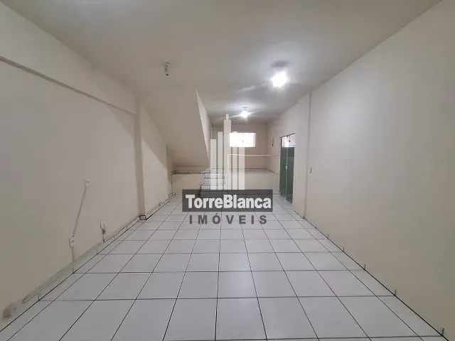 Sala com 37m², para alugar, no bairro Centro em Ponta Grossa