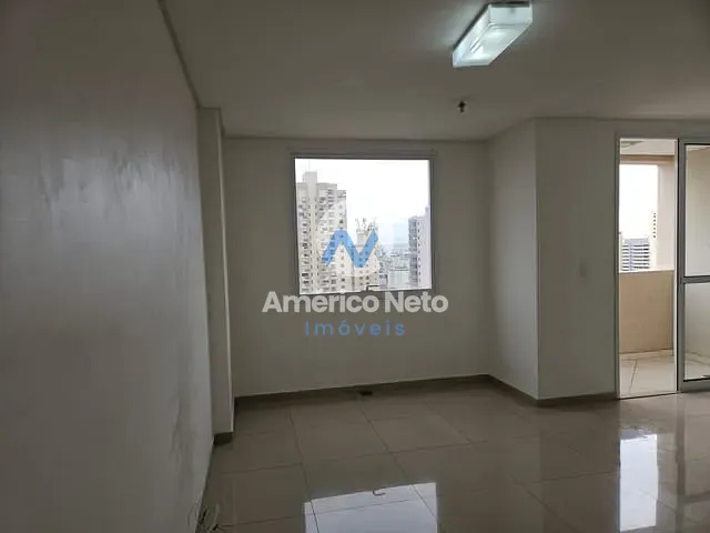 Sala à venda, no bairro Vila Firmiano Pinto em São Paulo