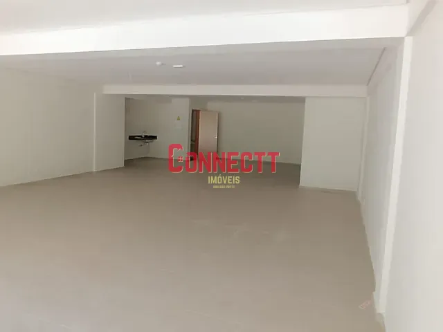 Sala à venda ou para alugar, no bairro Vila Amélia em Ribeirão Preto