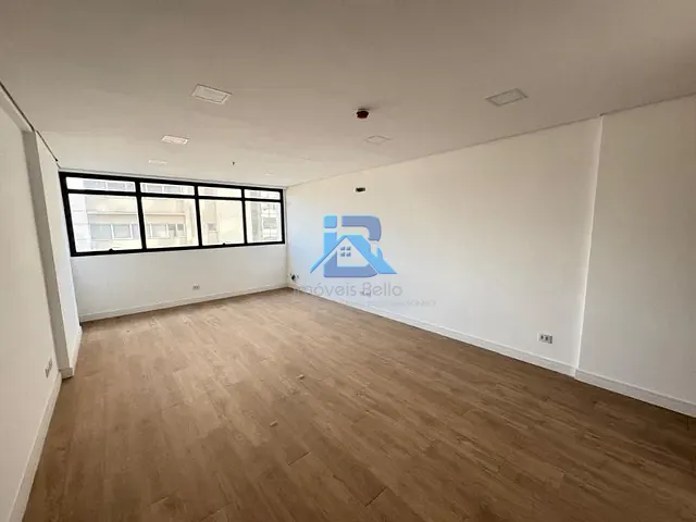 Sala à venda ou para alugar, no bairro Vila Brasileira em Itatiba