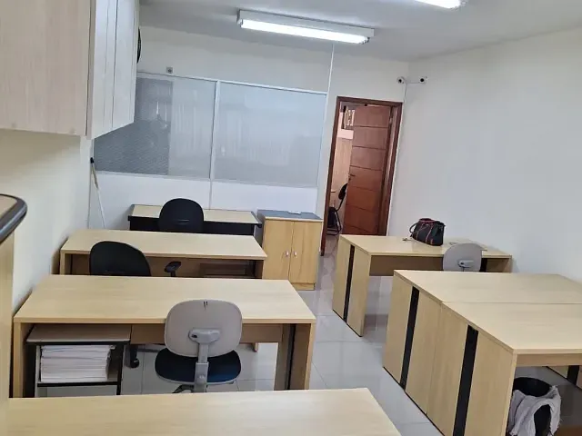 Sala à venda ou para alugar, no bairro Centro em São Caetano do Sul