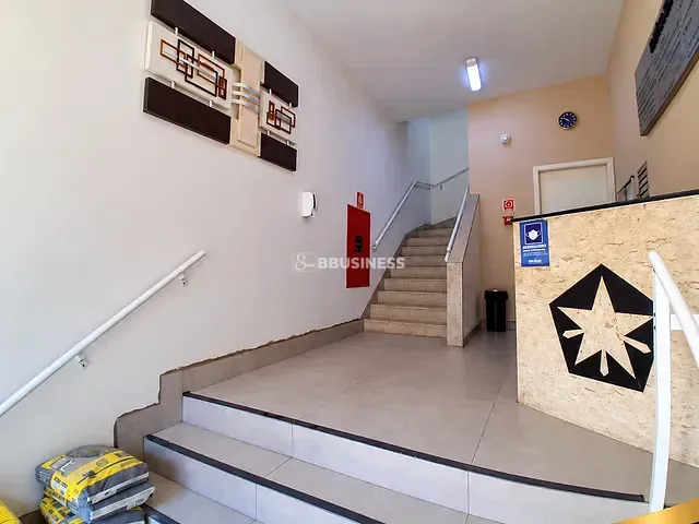Sala à venda ou para alugar, no bairro Centro em São Caetano do Sul
