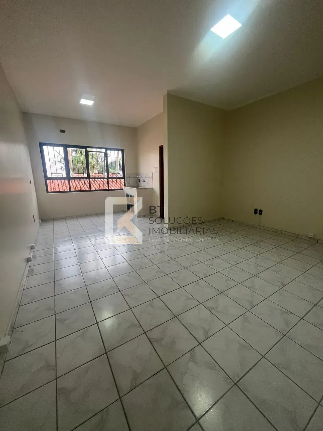 Sala-Conjunto, 40 m² - Foto 1