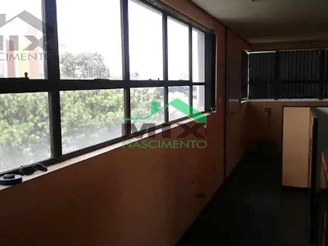 Sala à venda ou para alugar, no bairro Rudge Ramos em São Bernardo do Campo