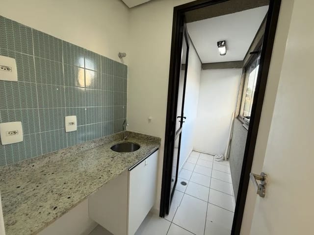 Sala à venda, no bairro Vila Clementino	 em São Paulo