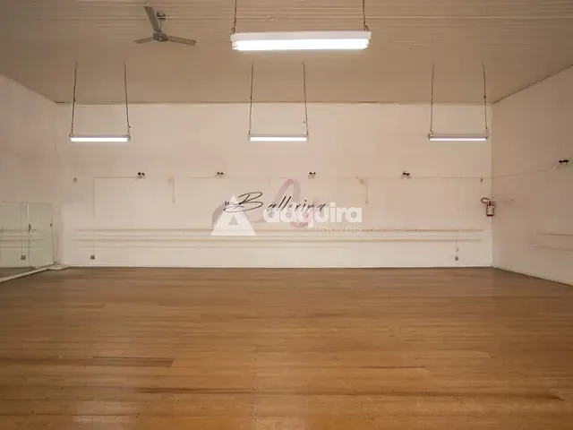 Sala à venda ou para alugar, no bairro Centro em Ponta Grossa