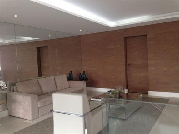 Sala com 35m², para alugar, no bairro Penha de França em São Paulo