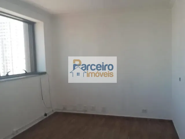Sala com 33m², para alugar, no bairro Tatuapé em São Paulo