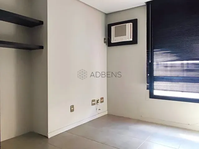 Sala à venda, no bairro Jardim Paulista em São Paulo