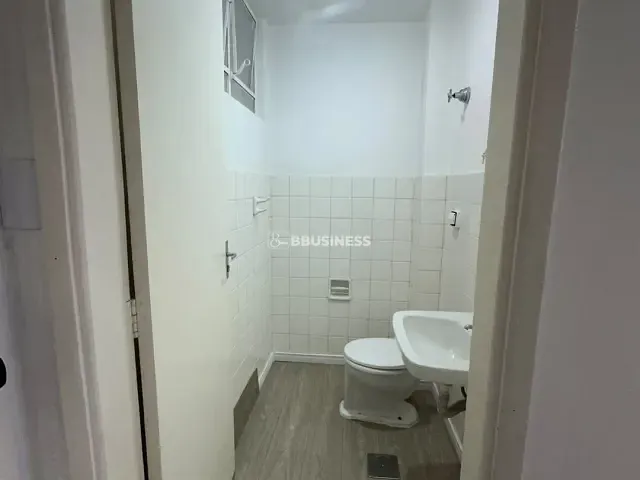 Sala à venda ou para alugar, no bairro Centro em São Caetano do Sul