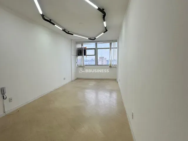 Sala à venda ou para alugar, no bairro Centro em São Caetano do Sul