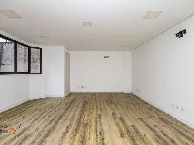 Sala para alugar, no bairro Centro em Curitiba