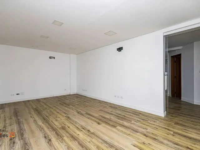 Sala para alugar, no bairro Centro em Curitiba