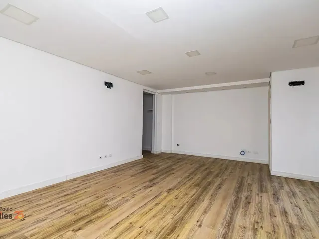 Sala para alugar, no bairro Centro em Curitiba
