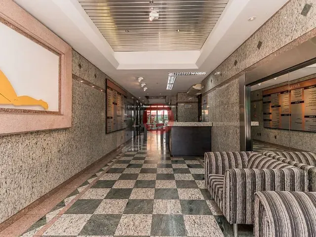 Sala para alugar, no bairro Auxiliadora em Porto Alegre