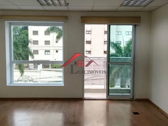 Sala com 31m², para alugar, no bairro Jardim em Santo André
