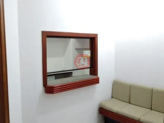 Sala à venda ou para alugar, no bairro Rio Branco em Porto Alegre