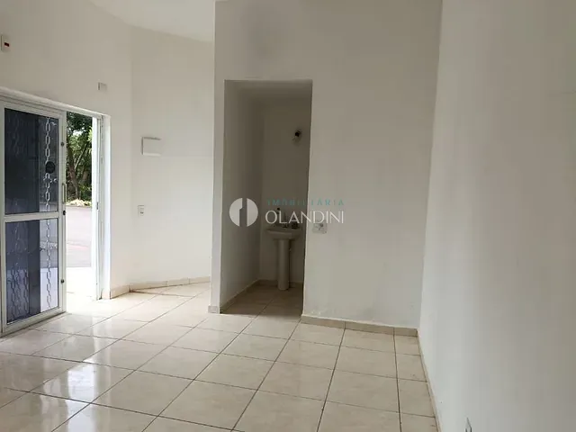 Sala com 461m², para alugar, no bairro Centro em Artur Nogueira
