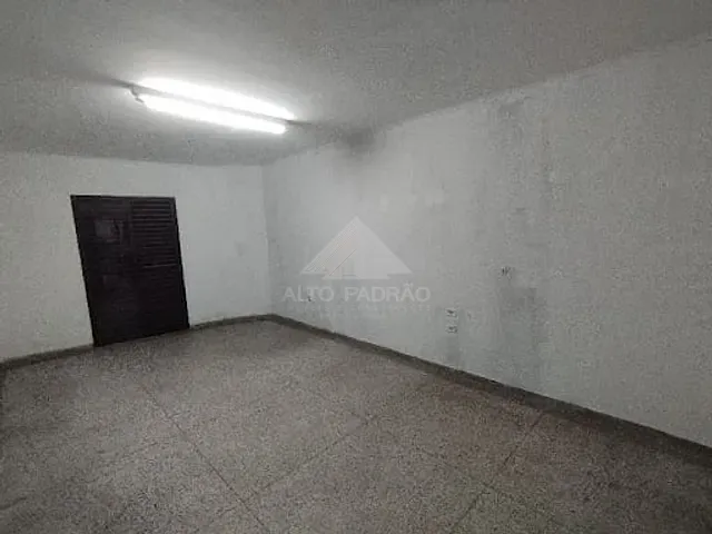 Sala com 17m², para alugar, no bairro Jardim Pilar em Mauá
