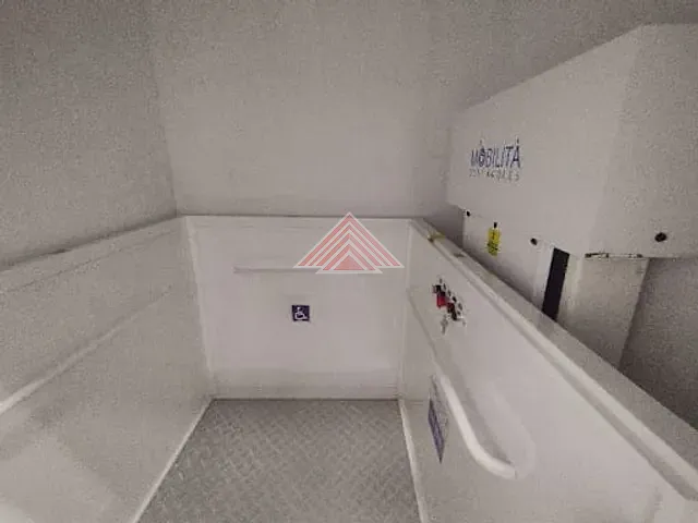 Sala com 17m², para alugar, no bairro Jardim Pilar em Mauá