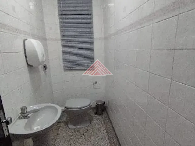 Sala com 17m², para alugar, no bairro Jardim Pilar em Mauá