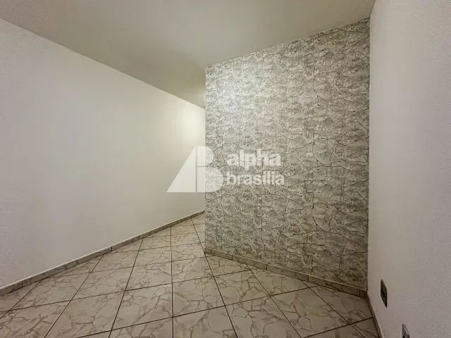 Sala à venda, no bairro Guará II em Brasília