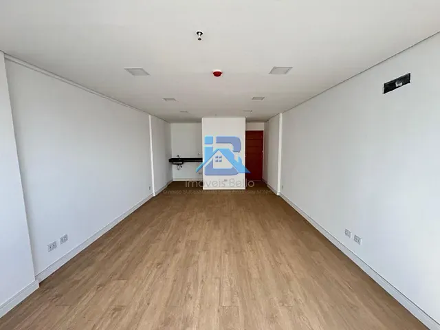 Sala à venda ou para alugar, no bairro Vila Brasileira em Itatiba