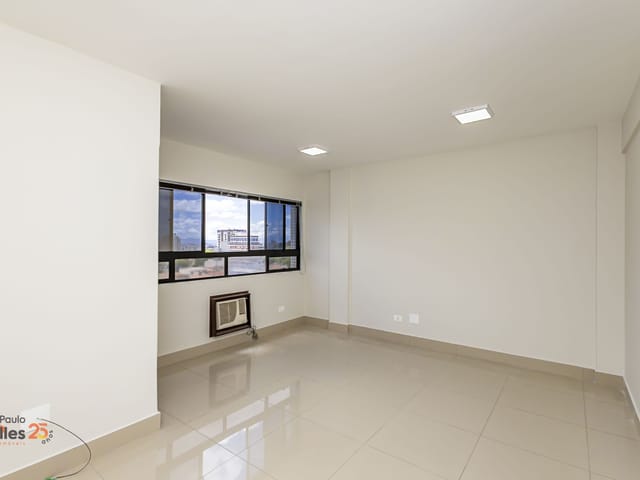 Sala para alugar, no bairro Portão em Curitiba