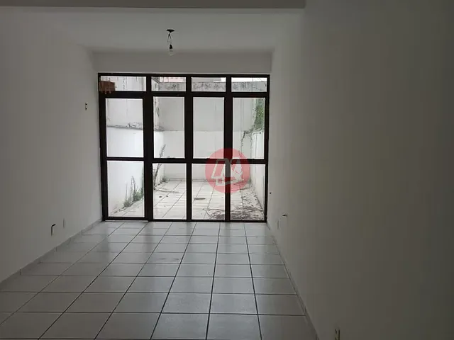 Sala com 40m², para alugar, no bairro Auxiliadora em Porto Alegre
