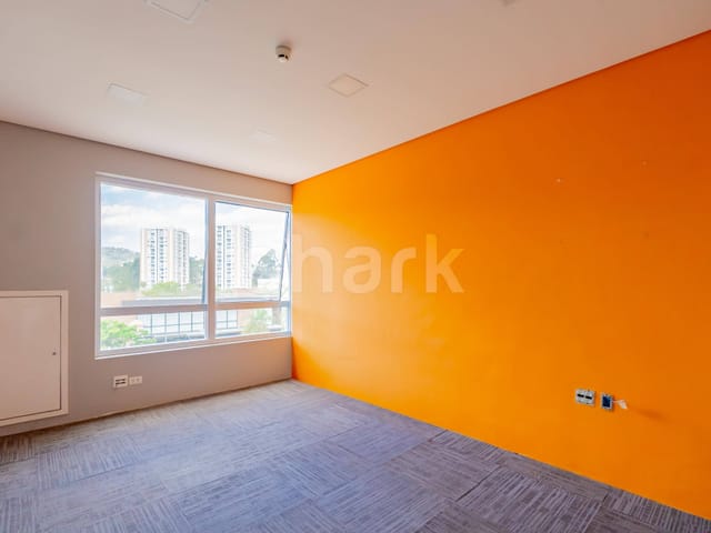 Sala com 31m², à venda, no bairro Tamboré em Santana de Parnaíba