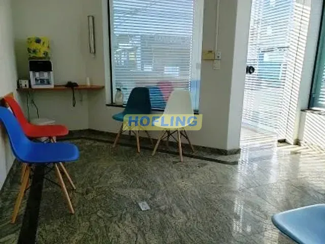 Sala para alugar, no bairro Saúde em Rio Claro