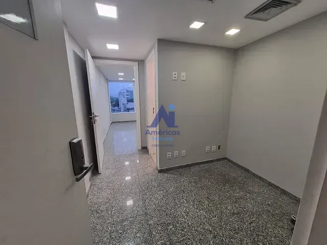 Sala com 22m², para alugar, no bairro Recreio dos Bandeirantes em Rio de Janeiro