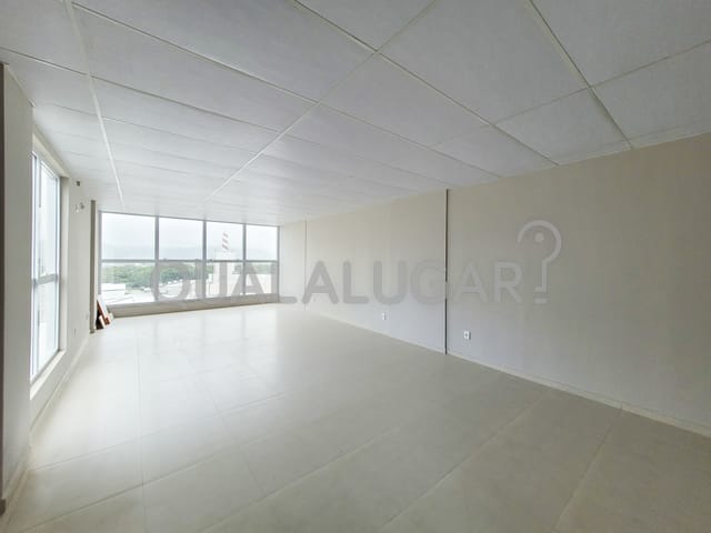 Sala para alugar, no bairro Aeroporto em Tubarão