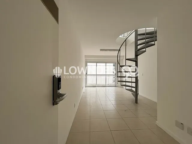 Sala com 46m², à venda, no bairro Jardim Botânico em Rio de Janeiro