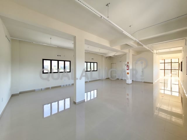Sala para alugar, no bairro Dehon em Tubarão