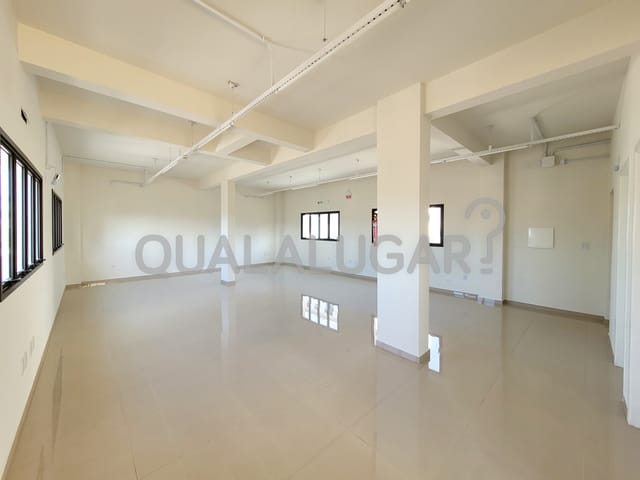 Sala para alugar, no bairro Dehon em Tubarão