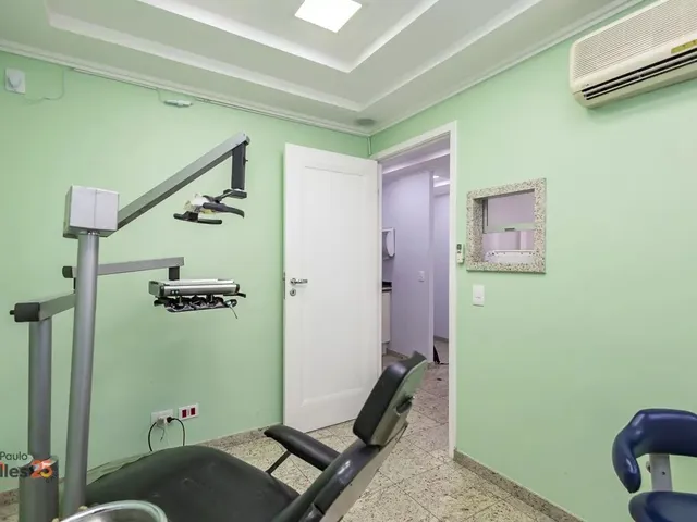 Sala à venda, no bairro Centro em Curitiba
