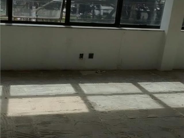 Sala com 200m², para alugar, no bairro Quarta Parada em São Paulo