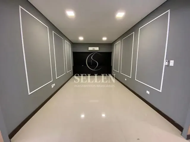 Sala com 300m², para alugar, no bairro Centro em Balneário Camboriú